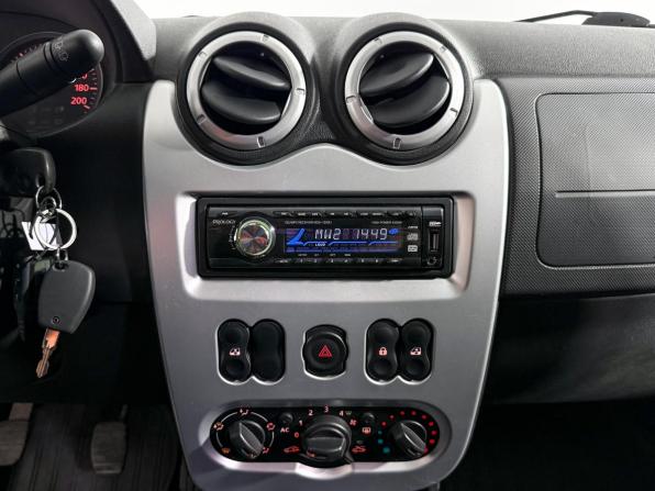 Renault Sandero I с пробегом 2014 года, цена 570 000 рублей, 113368 км, хэтчбек, Автокод Объявления