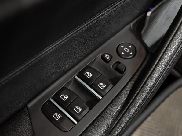 BMW 5 серии VII (G30/G31/G38) с пробегом 2018 года, цена 2 970 000 рублей, 163633 км, седан, Автокод Объявления