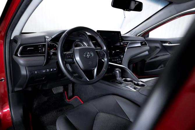 Toyota Camry VIII (XV70) Рестайлинг с пробегом 2021 года, цена 3 099 000 рублей, 106875 км, седан, Автокод Объявления