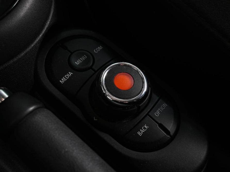 Mini Hatch III (F55/F56) Рестайлинг Ростов-на-Дону  - изображение 16