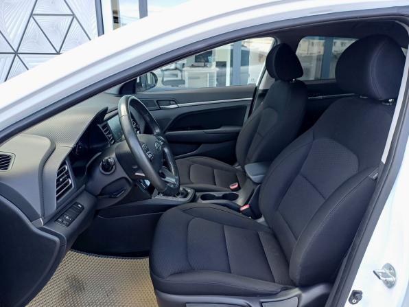 Hyundai Elantra VI (AD) Рестайлинг с пробегом 2019 года, цена 1 529 000 рублей, 145703 км, седан, Автокод Объявления