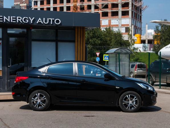 Hyundai Solaris I Рестайлинг с пробегом 2014 года, цена 930 000 рублей, 168598 км, седан, Автокод Объявления
