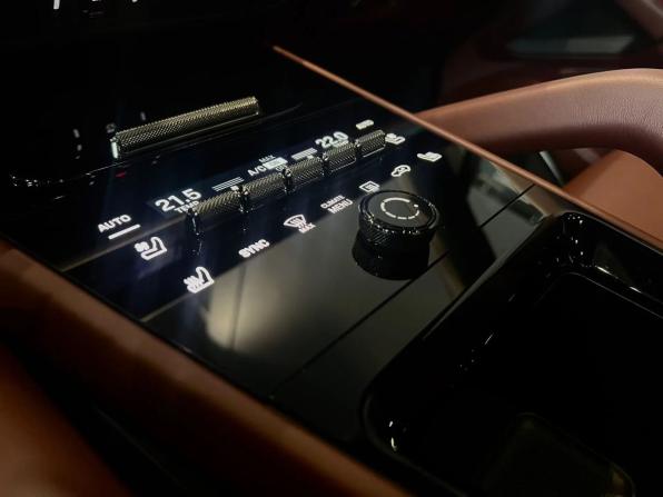 Porsche Cayenne III Рестайлинг с пробегом 2025 года, цена 16 666 000 рублей, 1500 км, внедорожник, Автокод Объявления