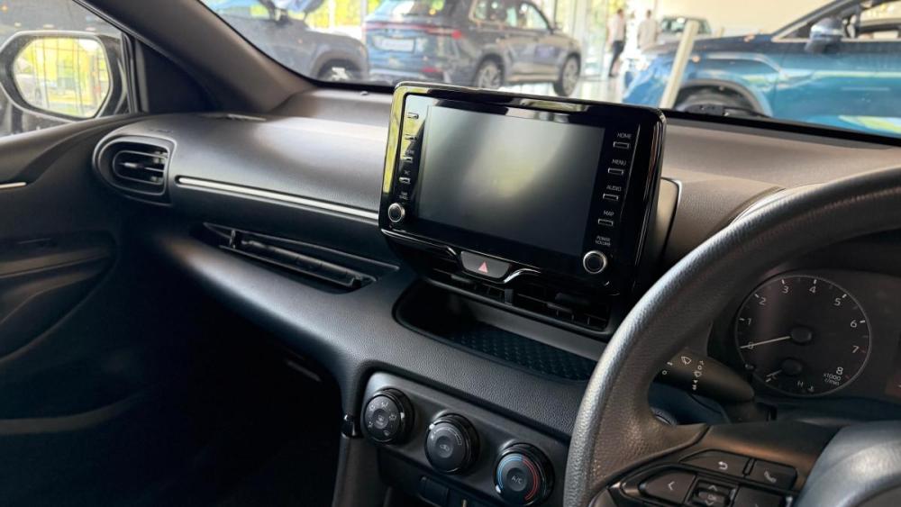 Toyota Yaris IV Новосибирск  - изображение 17