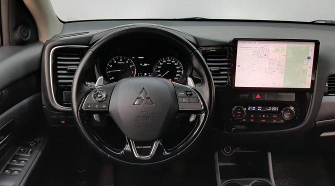 Mitsubishi Outlander III Рестайлинг 2 с пробегом 2016 года, цена 1 890 000 рублей, 111664 км, внедорожник, Автокод Объявления