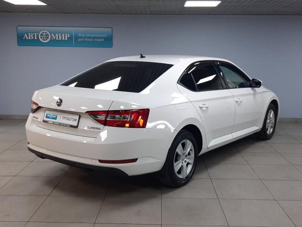 Skoda Superb III с пробегом 2019 года, цена 2 000 000 рублей, 85283 км, лифтбек, Автокод Объявления