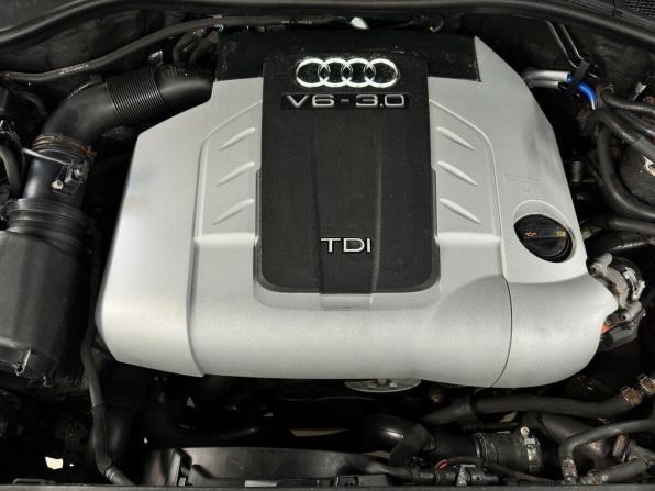 Audi Q7 I (4L) с пробегом 2007 года, цена 1 475 000 рублей, 171765 км, внедорожник, Автокод Объявления