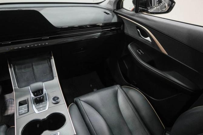 Omoda C5 I с пробегом 2023 года, цена 1 849 000 рублей, 73610 км, внедорожник, Автокод Объявления
