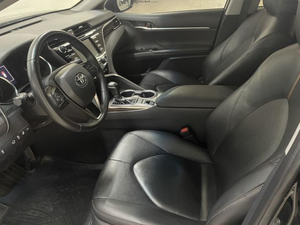 Toyota Camry VIII (XV70) с пробегом 2019 года, цена 2 399 000 рублей, 193583 км, седан, Автокод Объявления