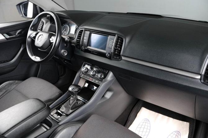 Skoda Karoq I Рестайлинг с пробегом 2021 года, цена 2 159 000 рублей, 147174 км, внедорожник, Автокод Объявления