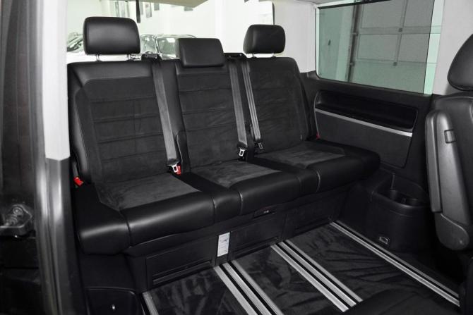 Volkswagen Multivan T6 с пробегом 2015 года, цена 3 449 000 рублей, 149000 км, минивэн, Автокод Объявления