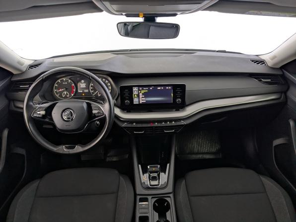 Skoda Octavia IV (A8) с пробегом 2021 года, цена 2 025 000 рублей, 116784 км, лифтбек, Автокод Объявления