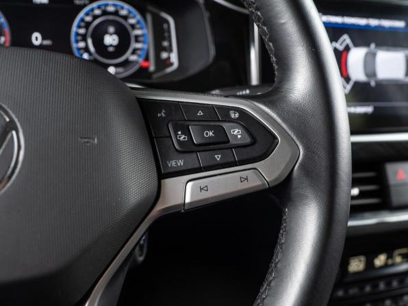 Volkswagen Polo VI с пробегом 2020 года, цена 1 429 000 рублей, 115300 км, лифтбек, Автокод Объявления