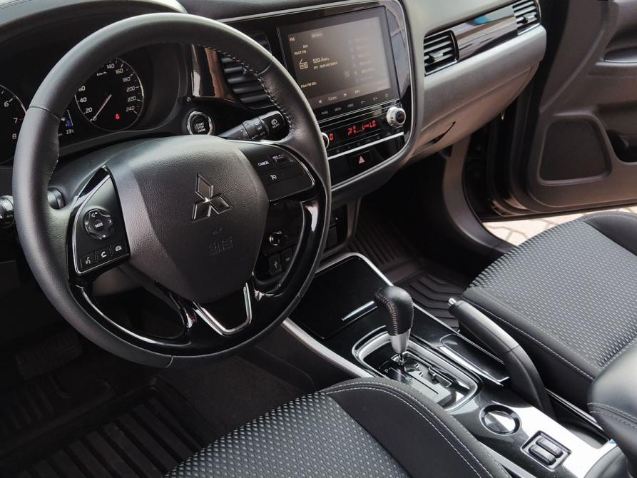 Mitsubishi Outlander III Рестайлинг 3 Екатеринбург  - изображение 25