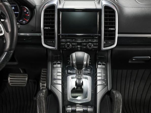 Porsche Cayenne II Рестайлинг (958) с пробегом 2015 года, цена 4 249 000 рублей, 267340 км, внедорожник, Автокод Объявления