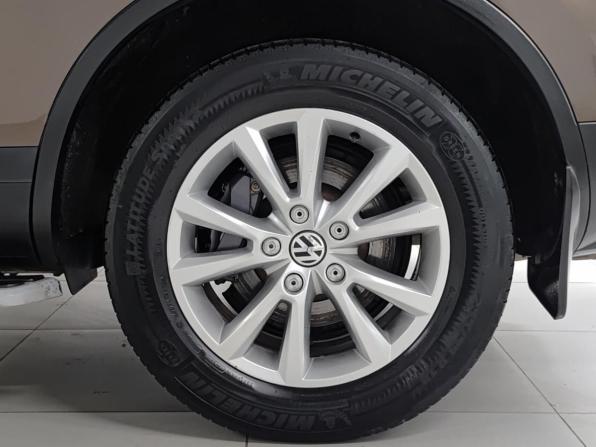 Volkswagen Touareg II с пробегом 2013 года, цена 2 250 000 рублей, 209130 км, внедорожник, Автокод Объявления
