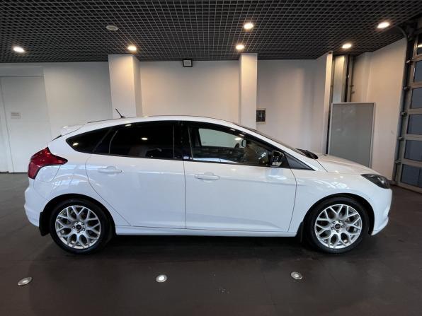 Ford Focus III с пробегом 2011 года, цена 593 000 рублей, 223387 км, хэтчбек, Автокод Объявления