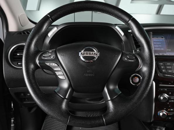Nissan Pathfinder IV с пробегом 2015 года, цена 2 119 000 рублей, 134180 км, внедорожник, Автокод Объявления
