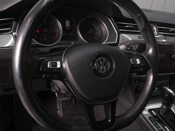 Volkswagen Passat B8 с пробегом 2019 года, цена 3 245 000 рублей, 112304 км, универсал, Автокод Объявления