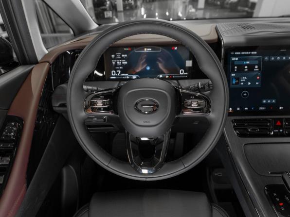 GAC Trumpchi M8 II с пробегом 2026 года, цена 4 700 000 рублей, 50 км, минивэн, Автокод Объявления