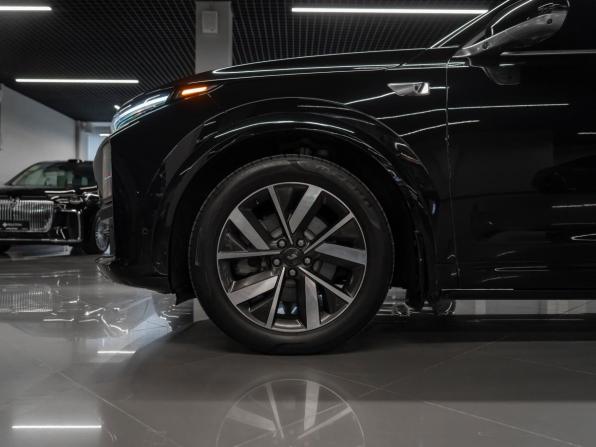 Li Auto (Lixiang) L7 I с пробегом 2023 года, цена 6 340 000 рублей, 22802 км, внедорожник, Автокод Объявления