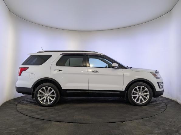 Ford Explorer V Рестайлинг с пробегом 2017 года, цена 2 655 000 рублей, 166477 км, внедорожник, Автокод Объявления
