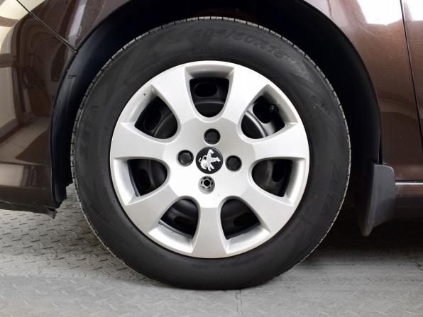 Peugeot 308 I Рестайлинг с пробегом 2011 года, цена 585 999 рублей, 246897 км, универсал, Автокод Объявления