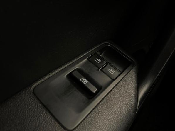 Volkswagen Polo V с пробегом 2013 года, цена 658 000 рублей, 237250 км, седан, Автокод Объявления