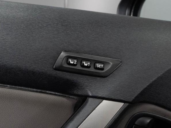Toyota Avensis III Рестайлинг с пробегом 2011 года, цена 1 299 000 рублей, 185549 км, седан, Автокод Объявления