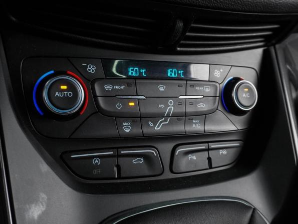 Ford C-MAX II Рестайлинг с пробегом 2017 года, цена 1 639 000 рублей, 157432 км, компактвэн, Автокод Объявления