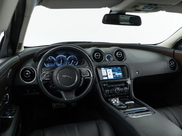 Jaguar XJ IV (X351) с пробегом 2014 года, цена 2 496 900 рублей, 116868 км, седан, Автокод Объявления