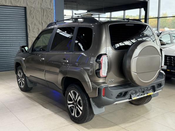 Lada (ВАЗ) Niva Travel I с пробегом 2024 года, цена 1 320 000 рублей, 7800 км, внедорожник, Автокод Объявления