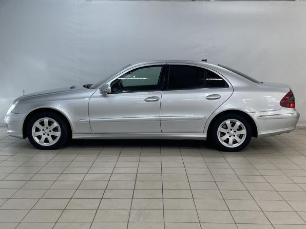 Mercedes-Benz E-Класс III (W211 S211) Рестайлинг с пробегом 2007 года, цена 800 000 рублей, 427433 км, седан, Автокод Объявления