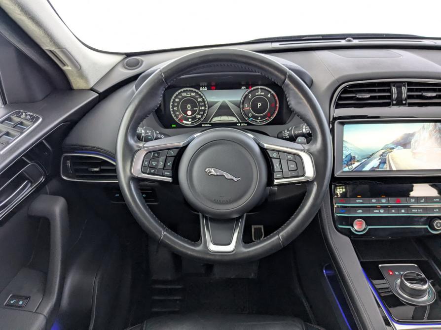 Jaguar F-Pace I Москва  - изображение 22