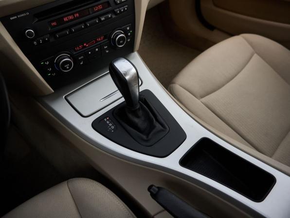 BMW 3 серии V (E90/E91/E92/E93) Рестайлинг с пробегом 2011 года, цена 941 000 рублей, 236727 км, седан, Автокод Объявления