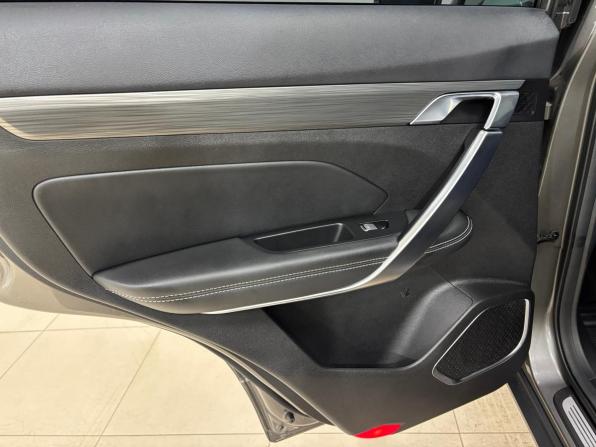 Geely Atlas Pro с пробегом 2024 года, цена 2 275 000 рублей, 13693 км, внедорожник, Автокод Объявления