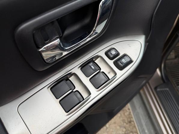 Mitsubishi Pajero IV Рестайлинг 1 с пробегом 2011 года, цена 1 495 000 рублей, 295200 км, внедорожник, Автокод Объявления