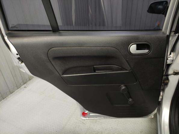 Ford Fusion I Рестайлинг с пробегом 2008 года, цена 345 000 рублей, 227161 км, хэтчбек, Автокод Объявления