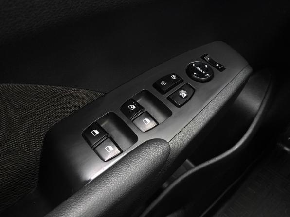 Hyundai Solaris II с пробегом 2018 года, цена 1 179 000 рублей, 128853 км, седан, Автокод Объявления