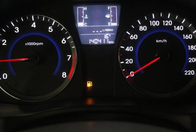 Hyundai Solaris I с пробегом 2014 года, цена 980 000 рублей, 140411 км, седан, Автокод Объявления