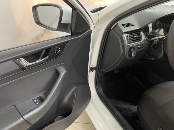 Skoda Rapid I Рестайлинг с пробегом 2019 года, цена 849 000 рублей, 205483 км, лифтбек, Автокод Объявления
