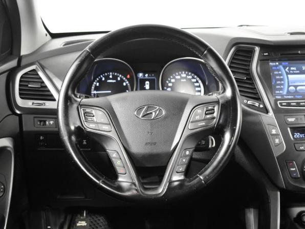 Hyundai Santa Fe III Рестайлинг с пробегом 2016 года, цена 1 889 100 рублей, 188500 км, внедорожник, Автокод Объявления