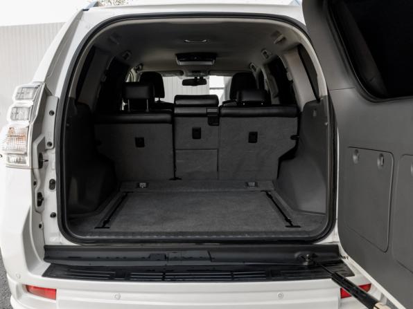 Toyota Land Cruiser Prado 150 Series с пробегом 2011 года, цена 2 690 000 рублей, 155966 км, внедорожник, Автокод Объявления
