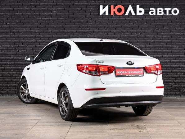 Kia Rio III Рестайлинг с пробегом 2015 года, цена 1 050 000 рублей, 125254 км, седан, Автокод Объявления