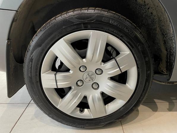 Peugeot Partner II Рестайлинг 2 с пробегом 2018 года, цена 1 090 000 рублей, 164373 км, минивэн, Автокод Объявления
