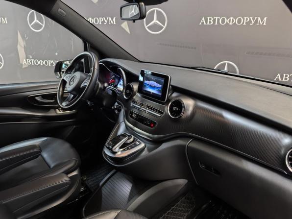 Mercedes-Benz V-Класс III (W447) Рестайлинг с пробегом 2019 года, цена 6 900 000 рублей, 42263 км, минивэн, Автокод Объявления
