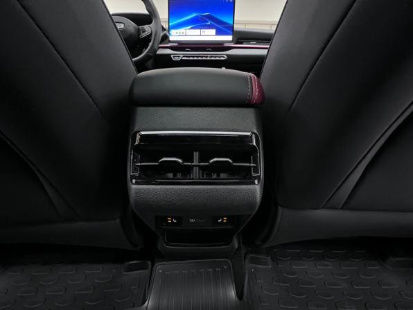 Geely Coolray I Рестайлинг 2 с пробегом 2026 года, цена 2 450 000 рублей, 280 км, внедорожник, Автокод Объявления