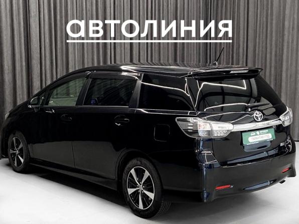 Toyota Wish II Рестайлинг с пробегом 2015 года, цена 1 490 000 рублей, 139000 км, минивэн, Автокод Объявления