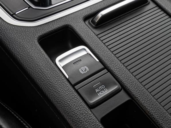 Volkswagen Passat B8 с пробегом 2018 года, цена 1 959 000 рублей, 167319 км, универсал, Автокод Объявления