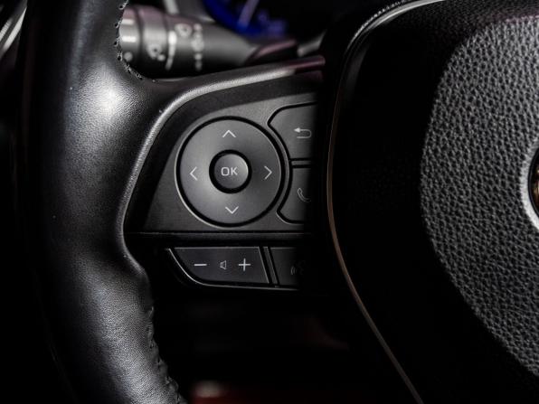 Toyota Corolla XII (E210) с пробегом 2019 года, цена 1 650 000 рублей, 72868 км, хэтчбек, Автокод Объявления